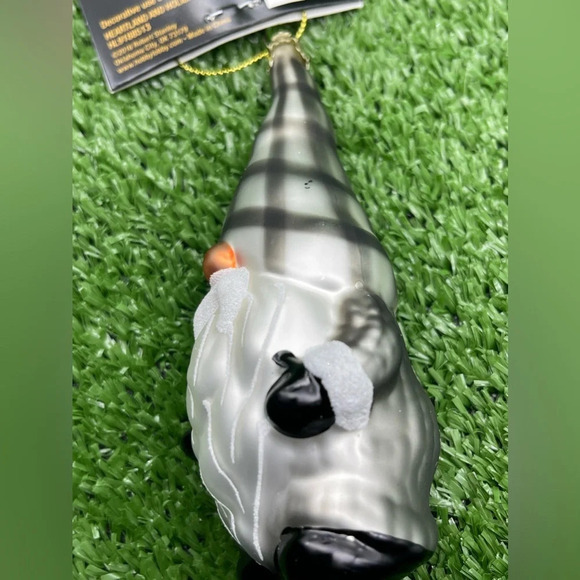 Gnome with Plaid Hat Ornament, NWT - Picture 7 of 10